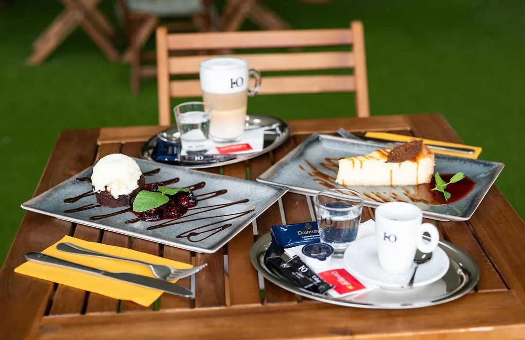 Airport Hotel Budapest-1